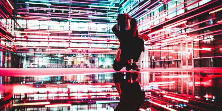 Consigli di lettura. L’intelligenza collettiva: un’antropologia del cyberspazio drew-graham-unsplash